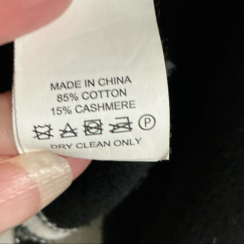 Kate spade Brooke Street size S Chic Black Sweater “OHH LA LA” cotton cashmere - Picture 3 of 4